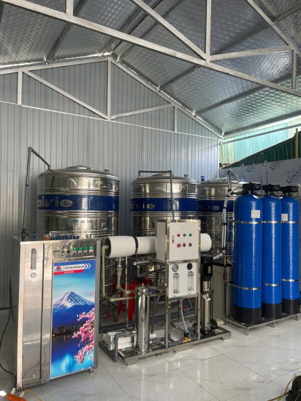 Dây chuyền sản xuất máy lọc nước công suất lớn